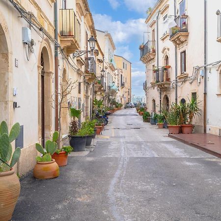 La Casa Di Eva In Via Nizza Apartment Syracuse Exterior photo